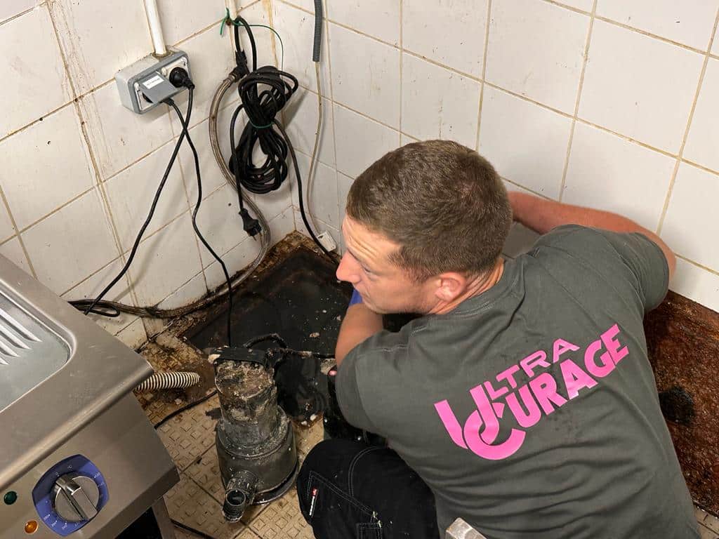 Ultra curage expert en débouchage et curage de canlisation Ultra curage | débouchage et curage
